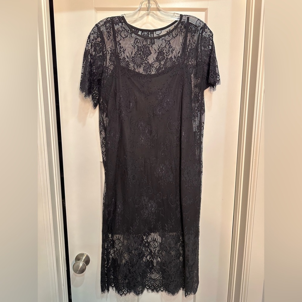 H&M Lace Dress, size M